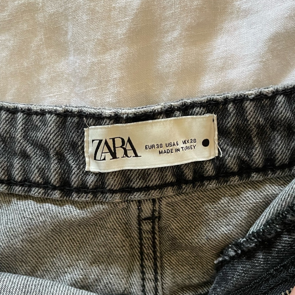 zara denim jean shorts